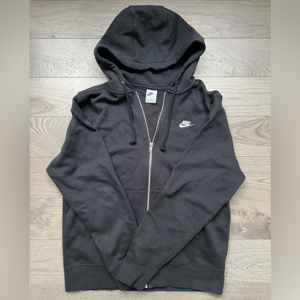 Nike Men's Black Zip-Up Hoodie. Brand new without tag.